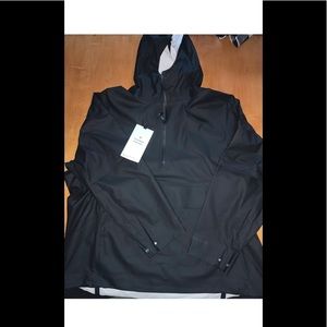 Lululemon Into the Drizzle half zip